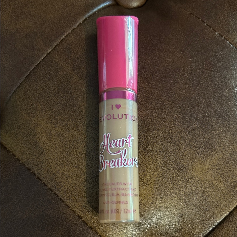 Revolution Heart Breakers Concealer